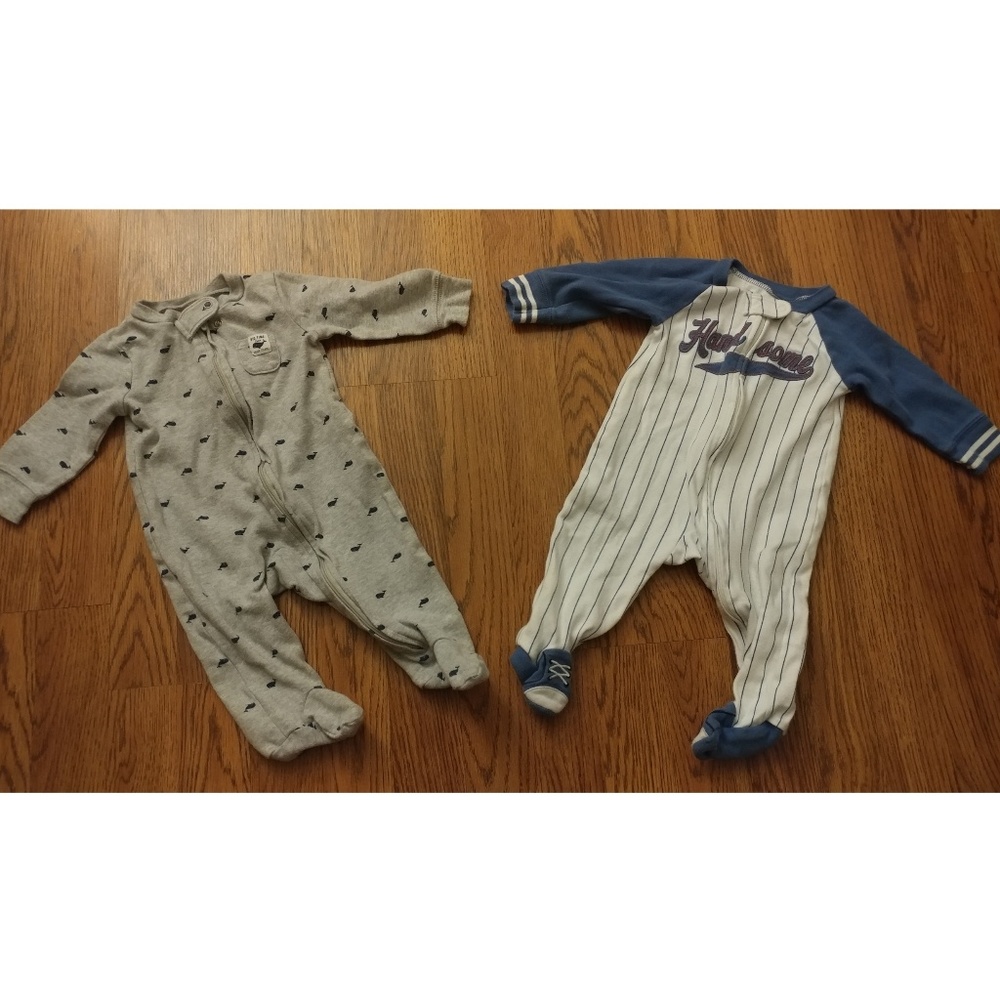 Carter's pajama set